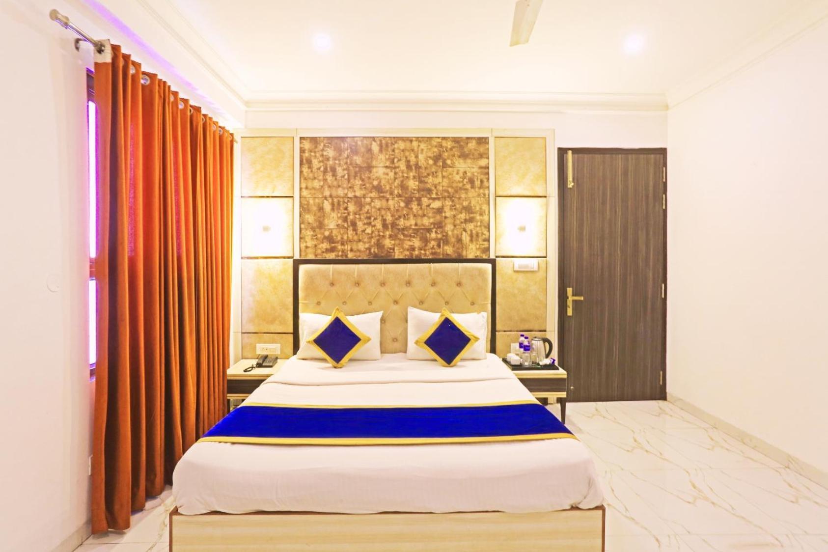 Hotel Almora Inn - Near By Delhi International Airport - With Free Airport Pickup And Drop Yeni Delhi Dış mekan fotoğraf