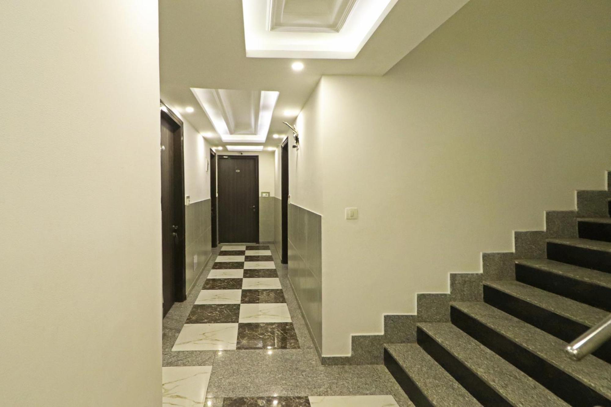 Hotel Almora Inn - Near By Delhi International Airport - With Free Airport Pickup And Drop Yeni Delhi Dış mekan fotoğraf
