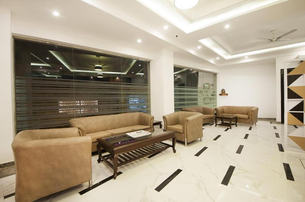 Hotel Almora Inn - Near By Delhi International Airport - With Free Airport Pickup And Drop Yeni Delhi Dış mekan fotoğraf