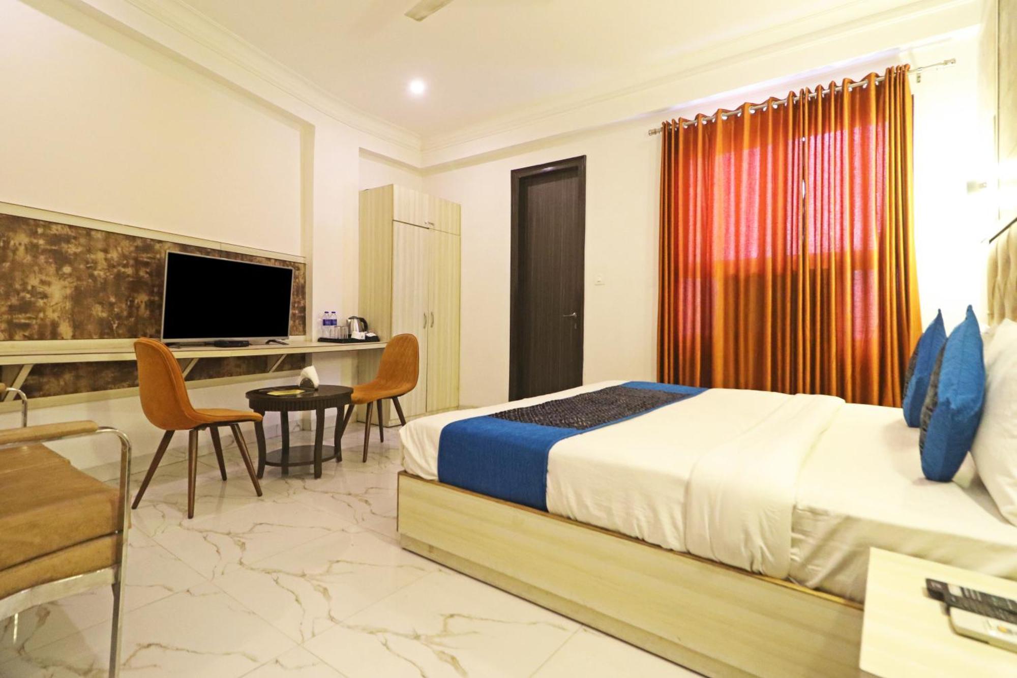 Hotel Almora Inn - Near By Delhi International Airport - With Free Airport Pickup And Drop Yeni Delhi Dış mekan fotoğraf