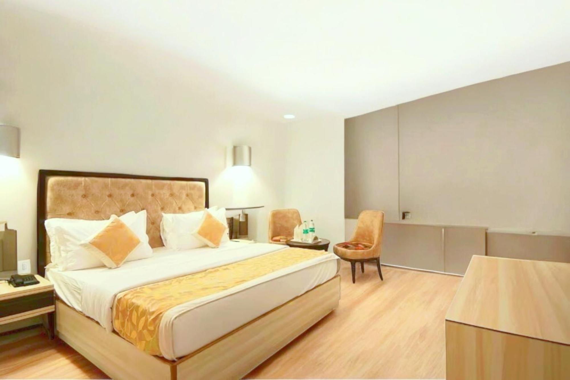 Hotel Almora Inn - Near By Delhi International Airport - With Free Airport Pickup And Drop Yeni Delhi Dış mekan fotoğraf